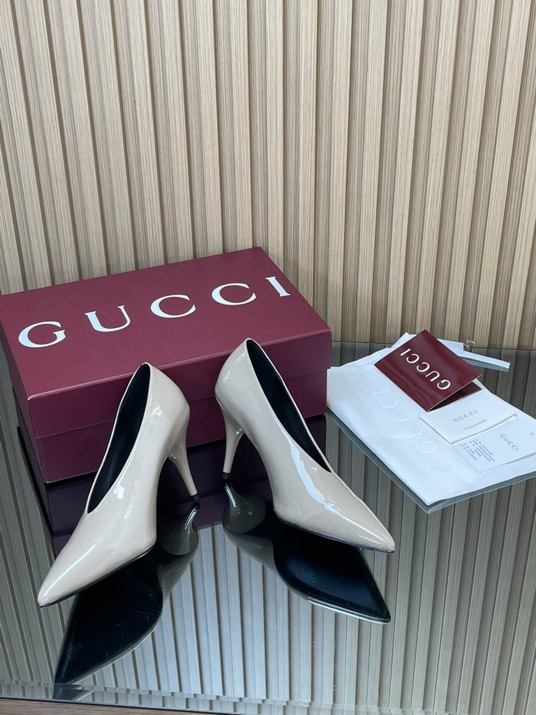 GUCCI グッチ ヘeled ポインテッドトゥ レースアップ ブラック 445833 - 画像 7