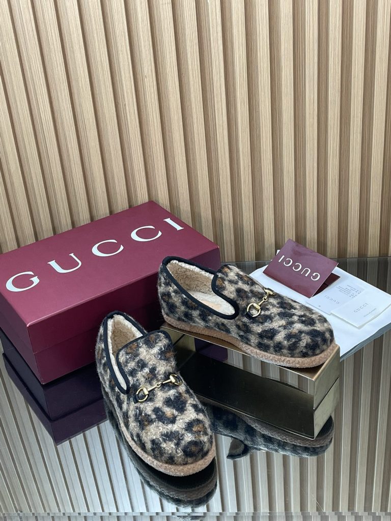 GUCCI グッチ ローファー レオパード柄 本革 フラットシューズ ブラック 全1色 - 画像 2
