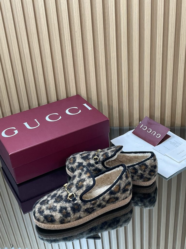 GUCCI グッチ ローファー レオパード柄 本革 フラットシューズ ブラック 全1色 - 画像 4