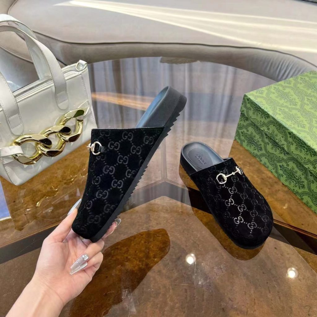 GUCCI グッチ フラットシューズ 本革 通勤 通学 ブラック - 画像 4
