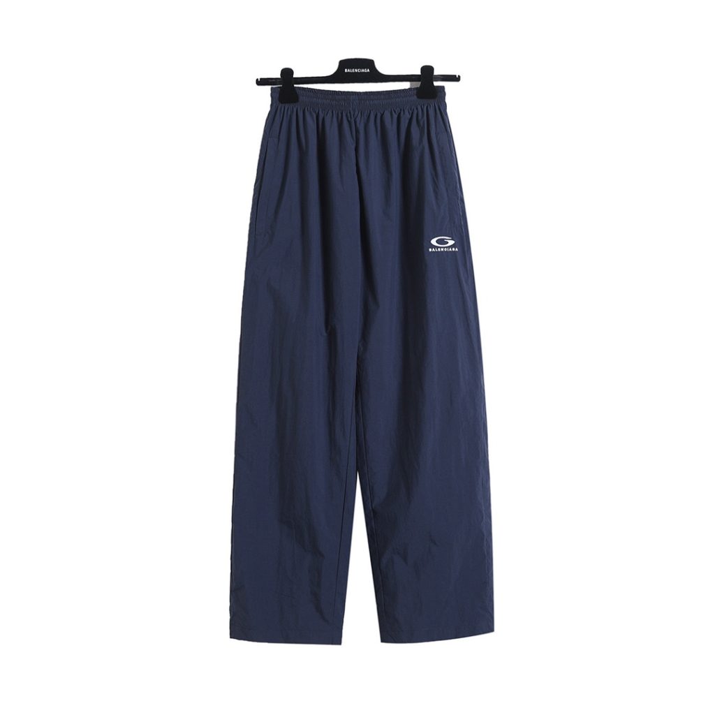 BALENCIAGA バレンシアガ セットアップ 本革 ブルゾン ジャケット パンツ 全1色 - 画像 3