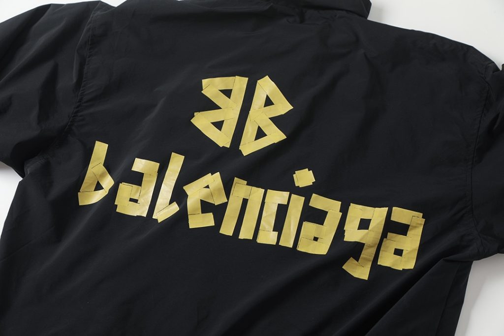 BALENCIAGA バレンシアガ フラップジャケット 黒 71黄 印花防水冲 克 全1色 - 画像 6