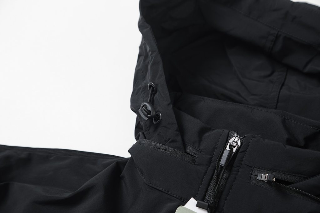 BALENCIAGA バレンシアガ ファッションジャケット 軽量 防水 全1色 - 画像 4