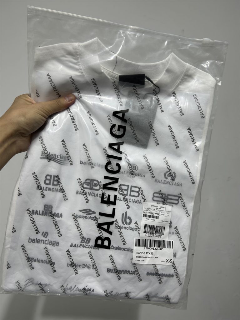 BALENCIAGA バレンシアガ ロングスリーブTシャツ ロゴプリント ブラック ホワイト 全2色 - 画像 3