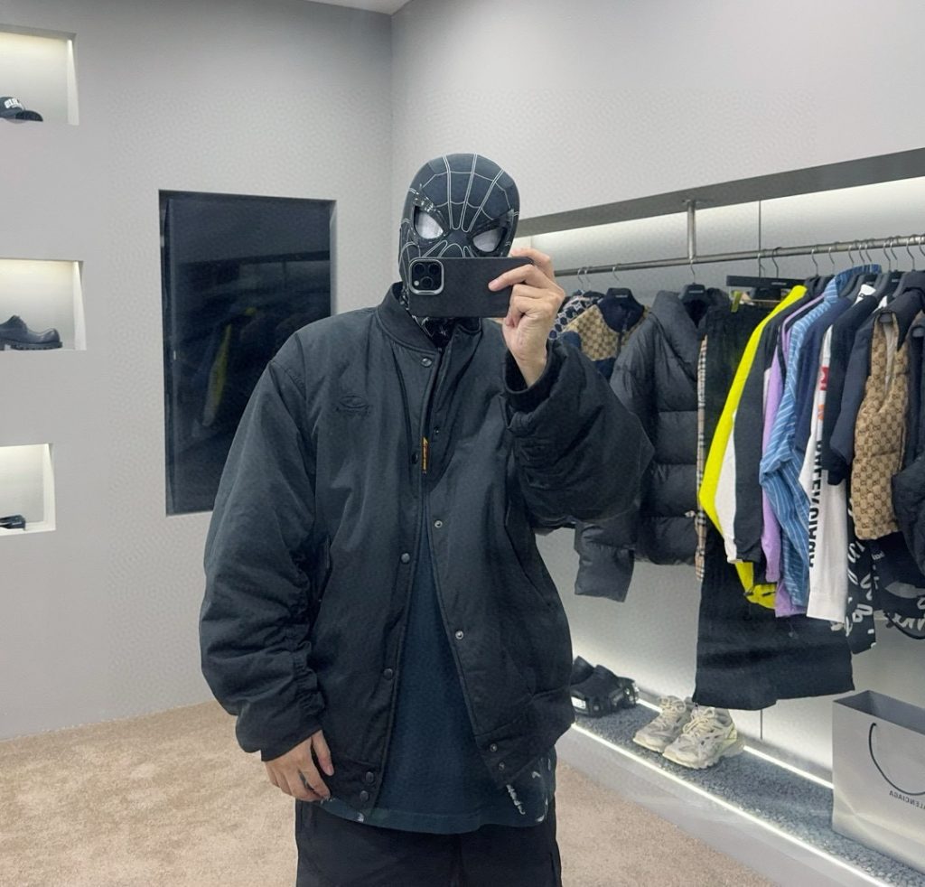 BALENCIAGA バレンシアガ バルンジャケット 男性用 フレア袖 ブラック - 画像 4