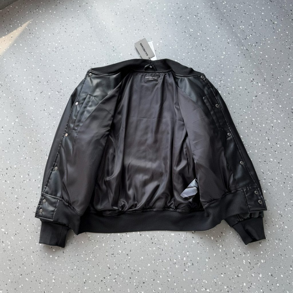 BALENCIAGA バレンシアガ バンズ風レザージャケット 撥水 ブラック - 画像 5