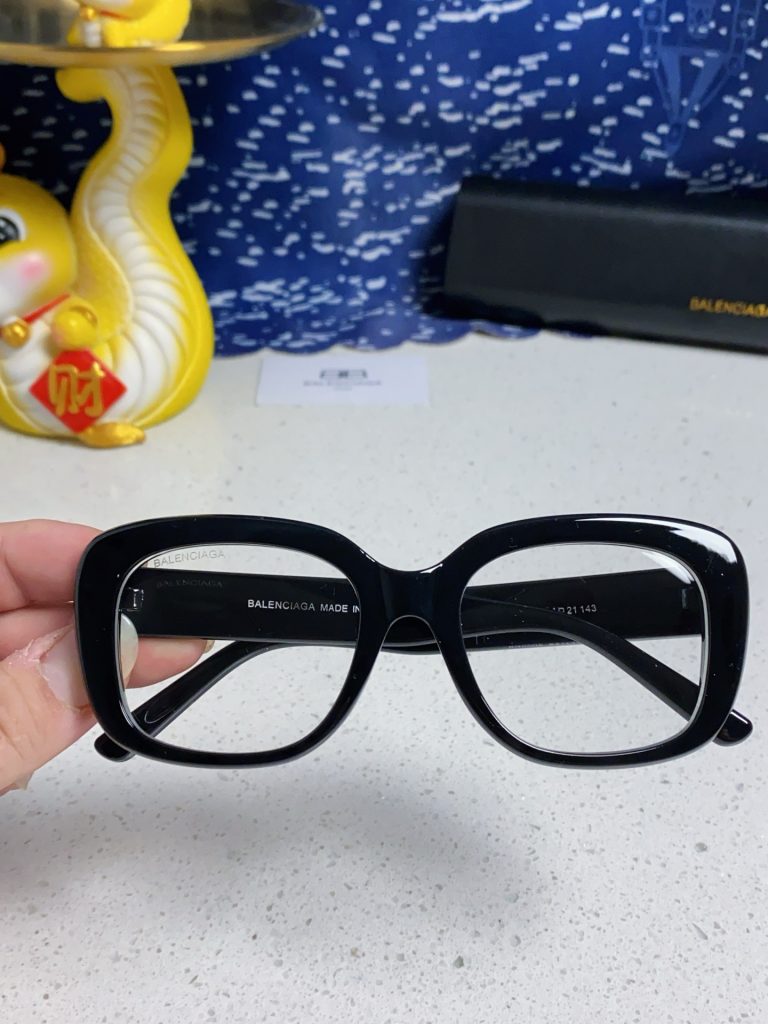 BALENCIAGA バレンシアガ サングラス BB0295 2025年新作 蝶形 大判 フレーム メンズ レディース ブラック ホワイト チェック柄 多色展開 - 画像 6