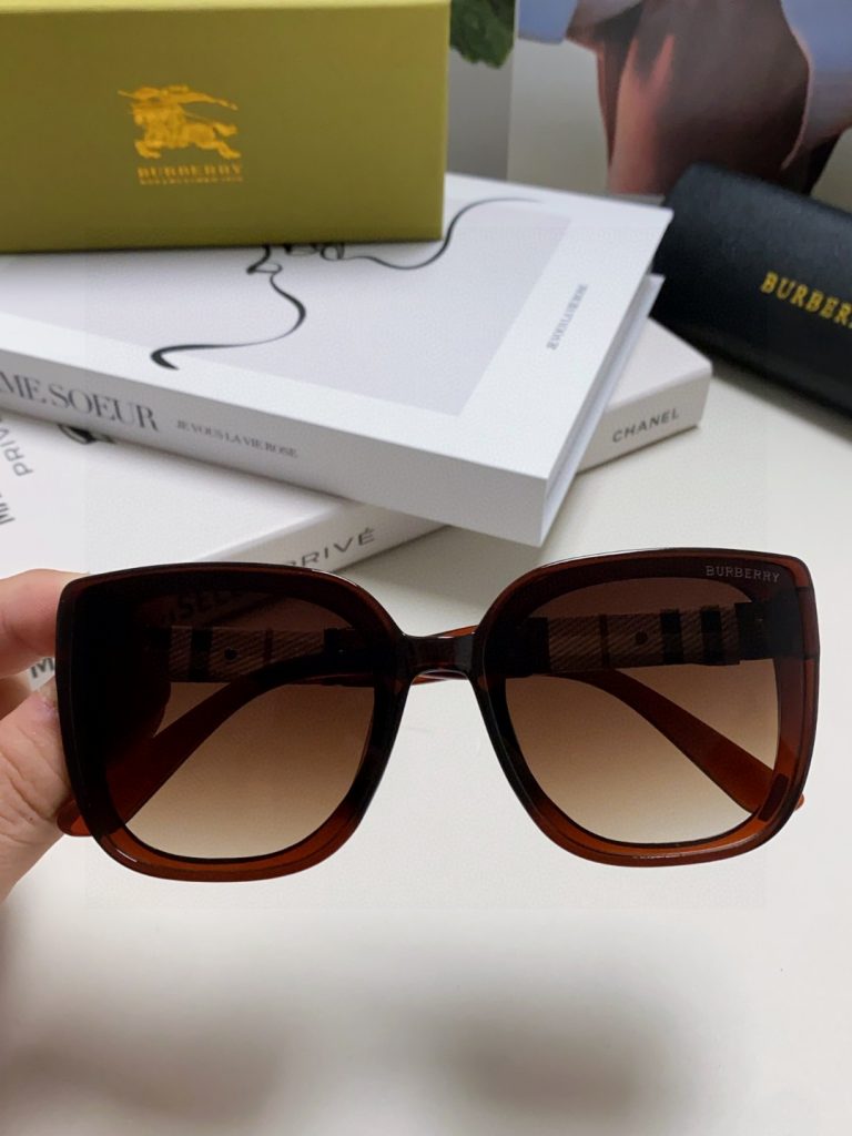 BURBERRY バーバリー サングラス フレーム 男女兼用 大きめ ファッション シネマ ブラック ホワイト ブラウン 多色展開 - 画像 4