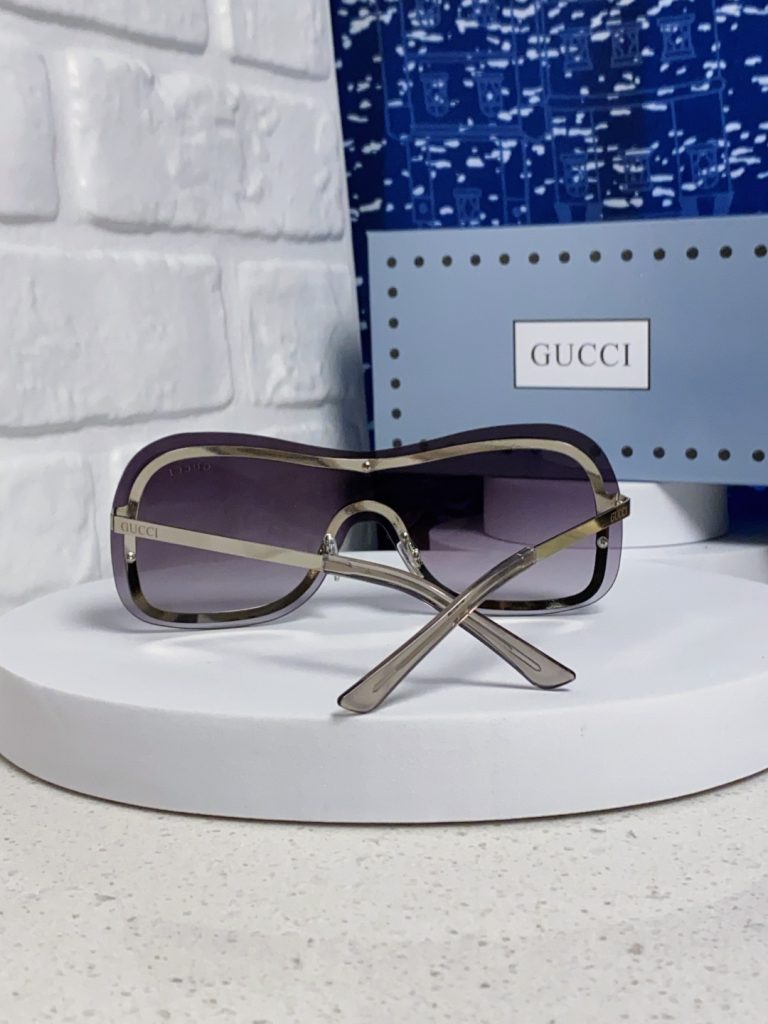 GUCCI グッチ サングラス メンズ レディース 一体型 サイバー テクノロジー フューチャー デザイン 金属フレーム サイドカット フラット レンズ グラデーション カラーレンズ 多色展開 - 画像 8