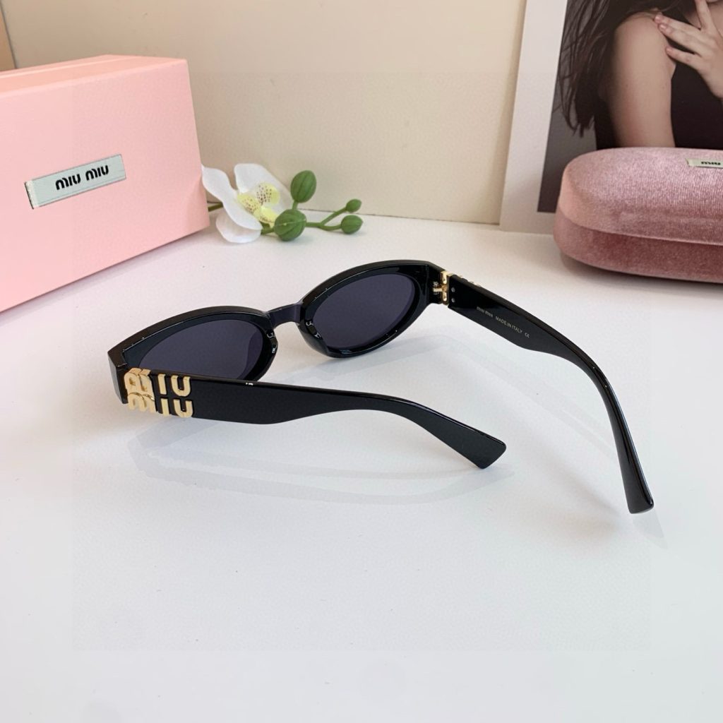 MIU MIU ミウミウ サングラス フレーム型 メンズ レディース ブラック - 画像 8