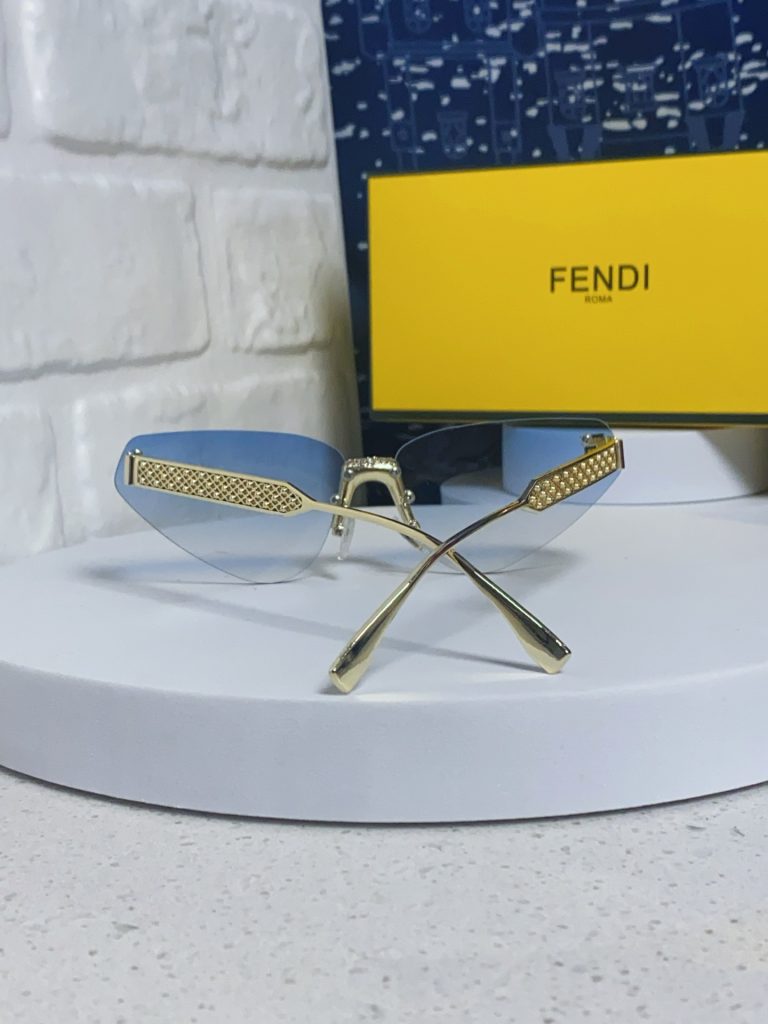 FENDI フェンディ フレームレスサングラス 2025年新作 シルバーフレーム レディース オーバル型 多色展開 - 画像 6