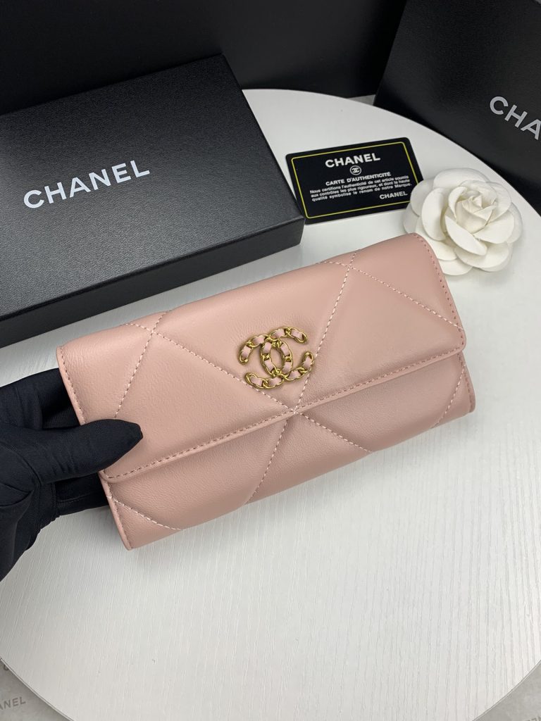 CHANEL シャネル ディズヌフ 長財布 ミディアムウォレット 二つ折りフラップ かぶせ蓋 マトラッセ キルティング レザー 4色 - 画像 4