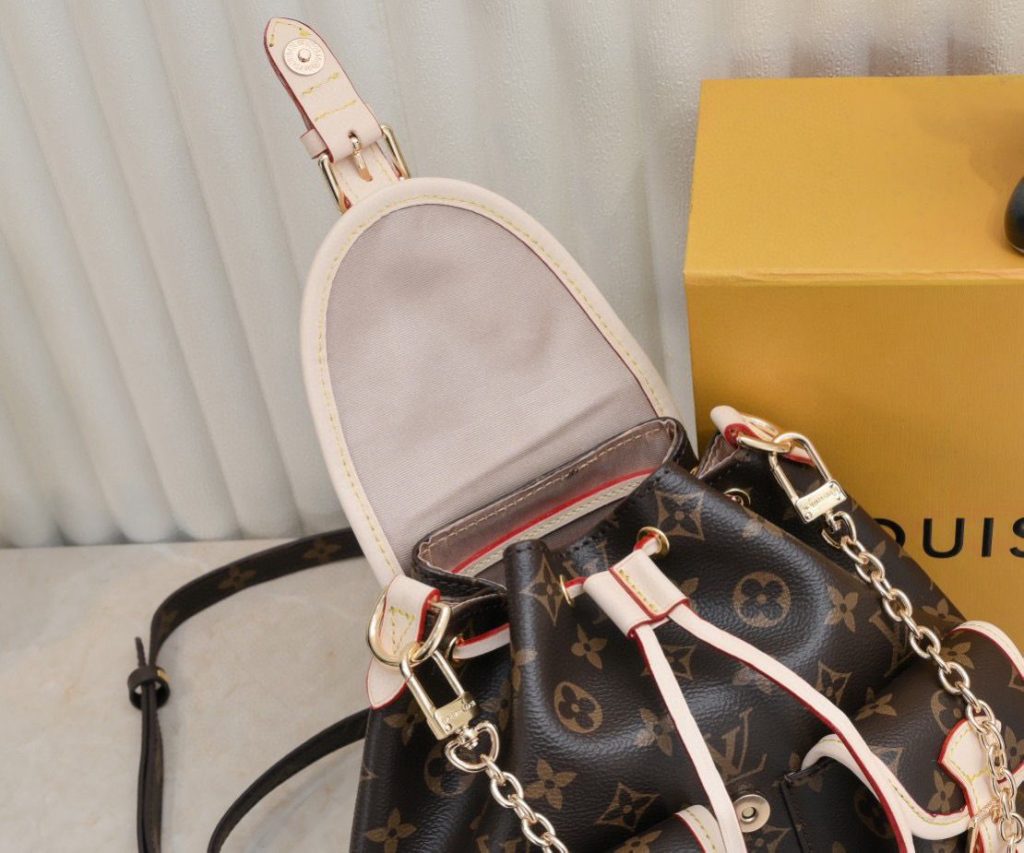 Louis Vuitton　ルイヴィトン　エクスキュルシオン PM　バックパック　2way　リュック　モノグラム　レディースバッグ　大人　鞄 - 画像 5