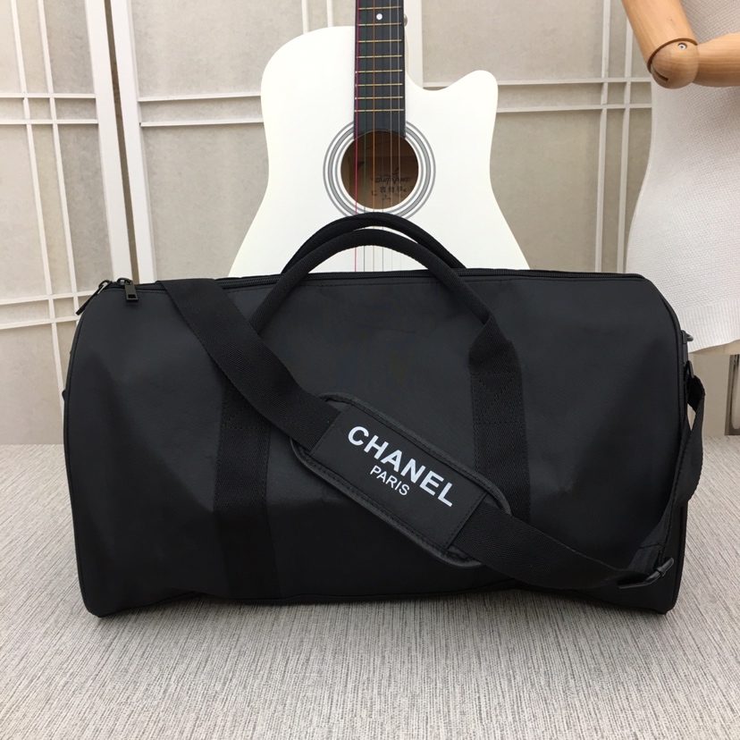 シャネル　CHANEL　レディースバッグ　旅行バッグ　ボストンバッグ　大容量　ブラック　ハンドバッグ　ココマーク　ショルダーバッグ　ブラック金具 - 画像 4