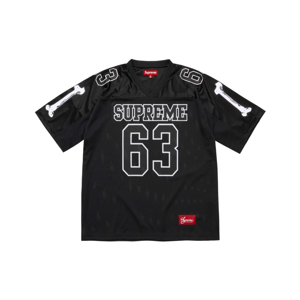 友人と会う日で見るSupremeのブランド小物の収納