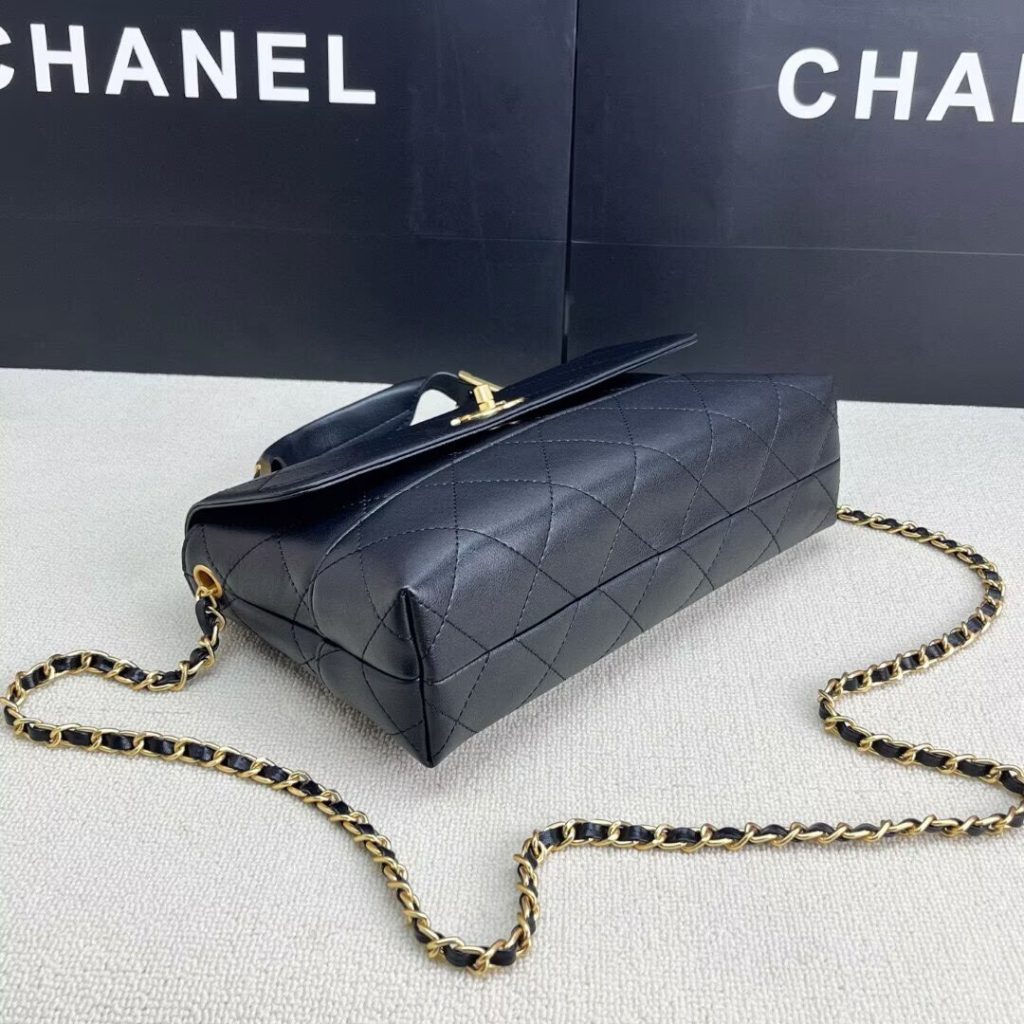 チャンネル レザー トートバッグ ブラック 25.17cm - 画像 4