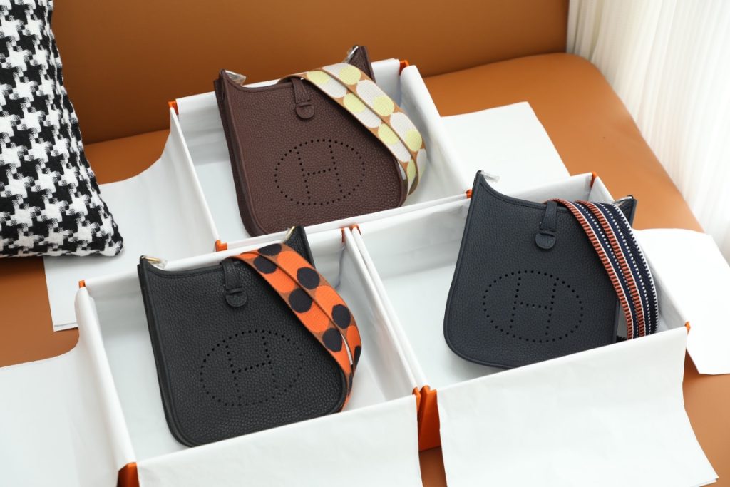 オーダーメイド　エルメス　HERMES　バンドリエール サングル　ショルダーストラップ　キャンバス×レザー　バッグ 付け替え　バッグストラップ　単品　肩掛けベルト 幅2.5 - 画像 2