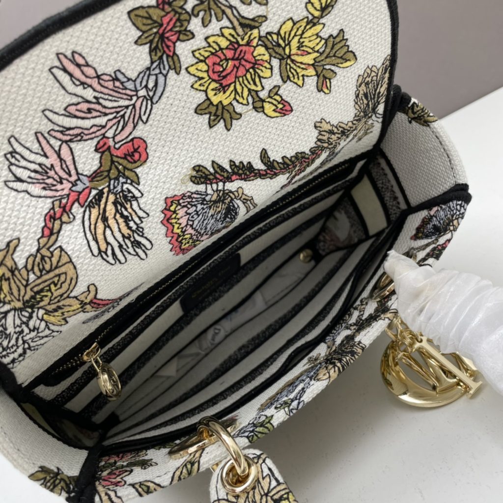 ディオール　Christian Dior　花柄刺繍　レディ D-ライト 　バッグ　 レディディオール　ショルダーバッグ　ハンドバッグ　2色 - 画像 8