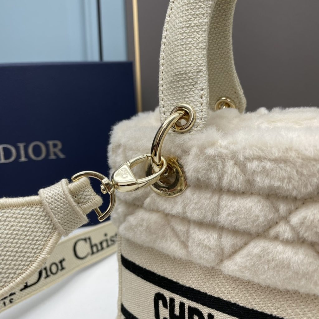 クリスチャンディオール　Christian Dior　モフモフ夌格模様　LADY DIOR 　バッグ　 レディディオール　ショルダーバッグ　ハンドバッグ - 画像 5