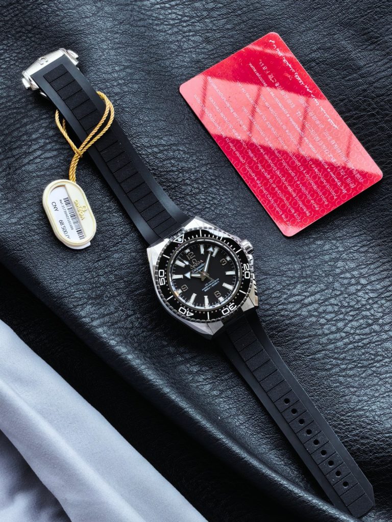 OMEGA オメガ シーマスター 腕時計 メンズ 自動巻き 機械式 42mm ブラック リューズガード 600m防水 全3色 - 画像 5