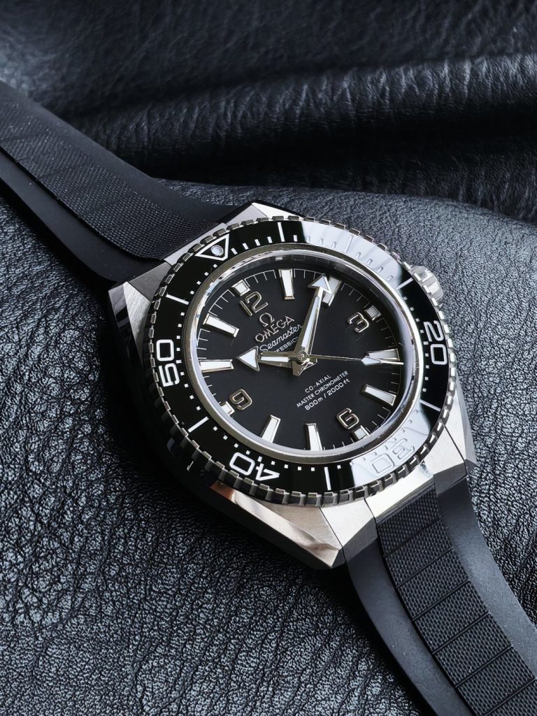 OMEGA オメガ シーマスター 腕時計 メンズ 自動巻き 機械式 42mm ブラック リューズガード 600m防水 全3色 - 画像 6