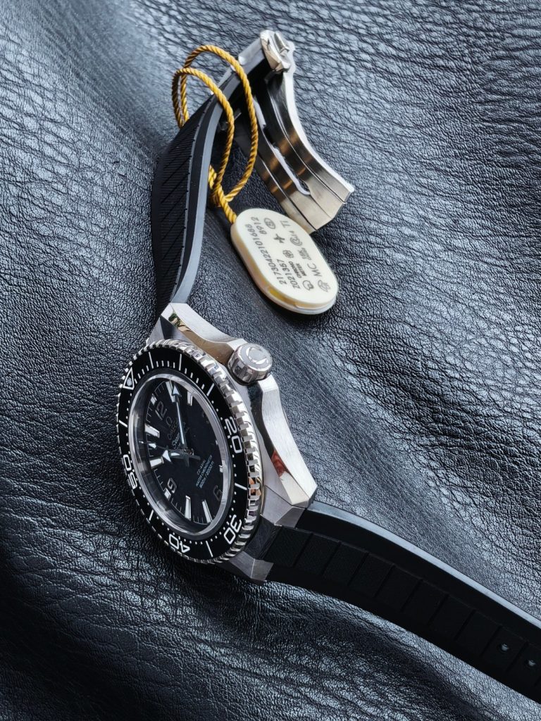 OMEGA オメガ シーマスター 腕時計 メンズ 自動巻き 機械式 42mm ブラック リューズガード 600m防水 全3色 - 画像 7