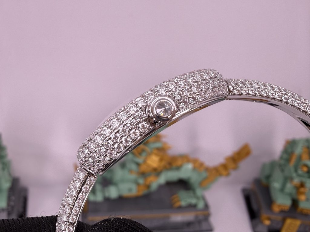 CARTIER カルティエ バングル時計 レディース ダイヤル 本格カーティエ風 シルバー - 画像 6