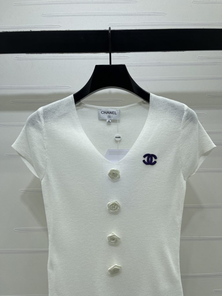 CHANEL シャネル ニット Tシャツ レディース プレスドボタン ロゴ刺繍 ホワイト - 画像 4