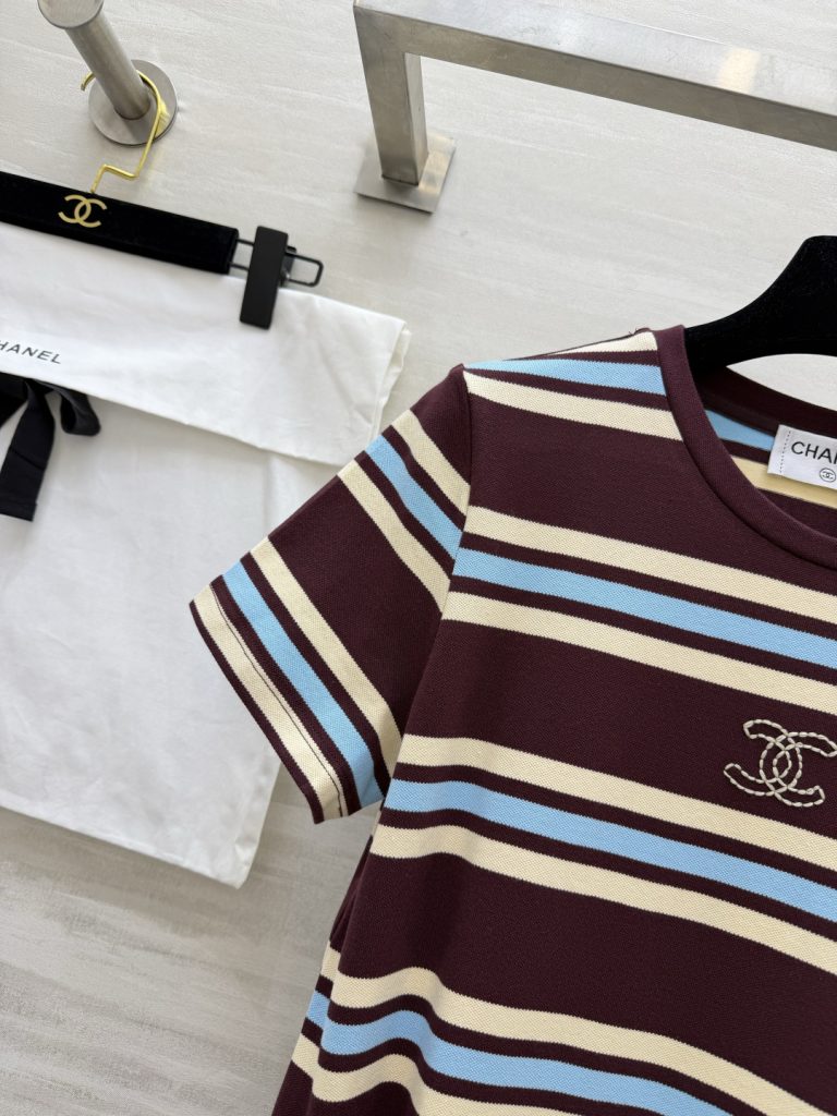 CHANEL シャネル リブストライ프Tシャツワンピース レディース 丸首 H型 ハイネック デザイン ブラウン×ブルー - 画像 4