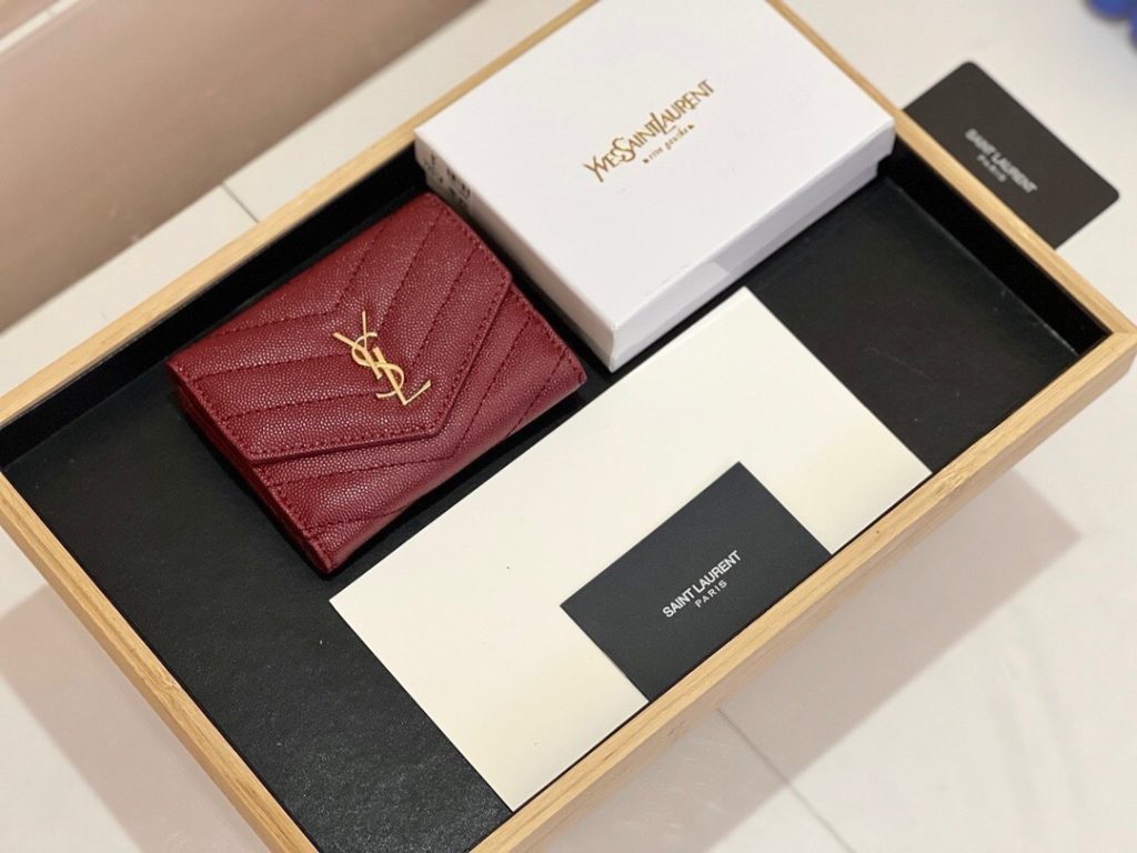 YSL サンローラン 折り財布 魚子紋 ファスナー 黒 枣紅 - 画像 3