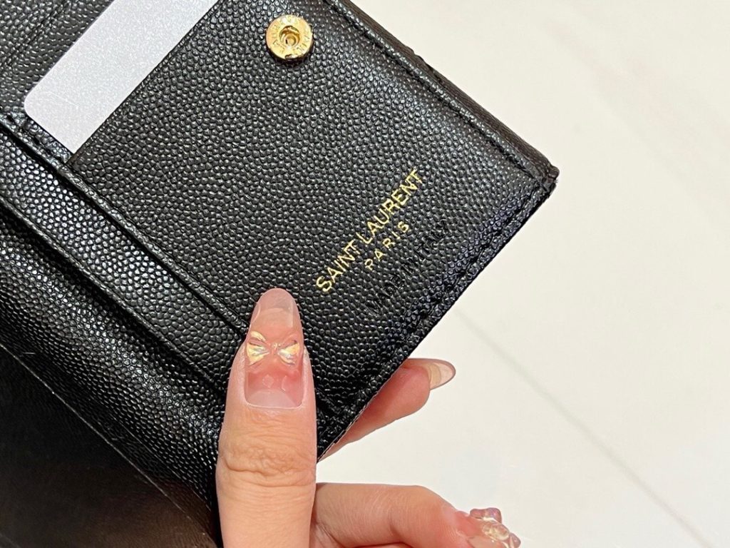 YSL サンローラン 折り財布 魚子紋 ファスナー 黒 枣紅 - 画像 8