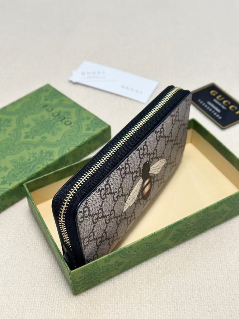 Gucci グッチ オールドグッチ ロングジップウォレット グッチ蜜蜂 ブラック ベージュ - 画像 4