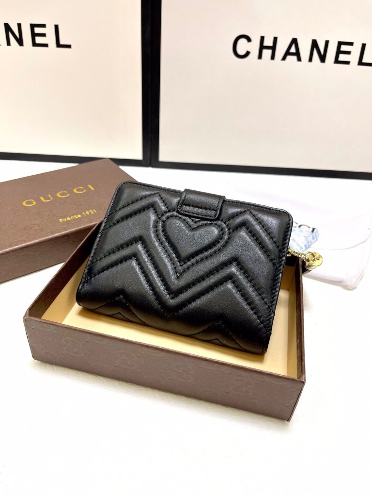 GUCCI グッチ 三つ折り財布 コンパクト 黒 - 画像 4