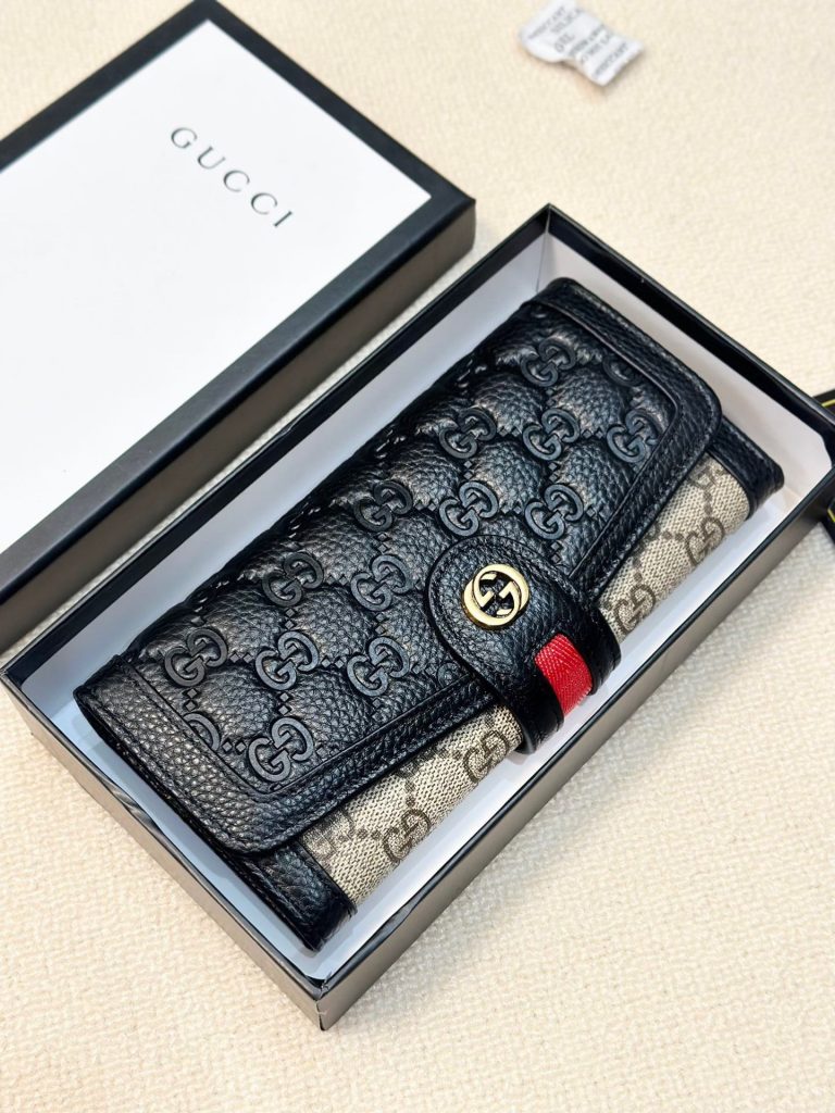 GUCCI グッチ 折り財布 2つ折り レザー 黒 - 画像 2