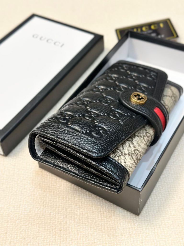 GUCCI グッチ 折り財布 2つ折り レザー 黒 - 画像 3