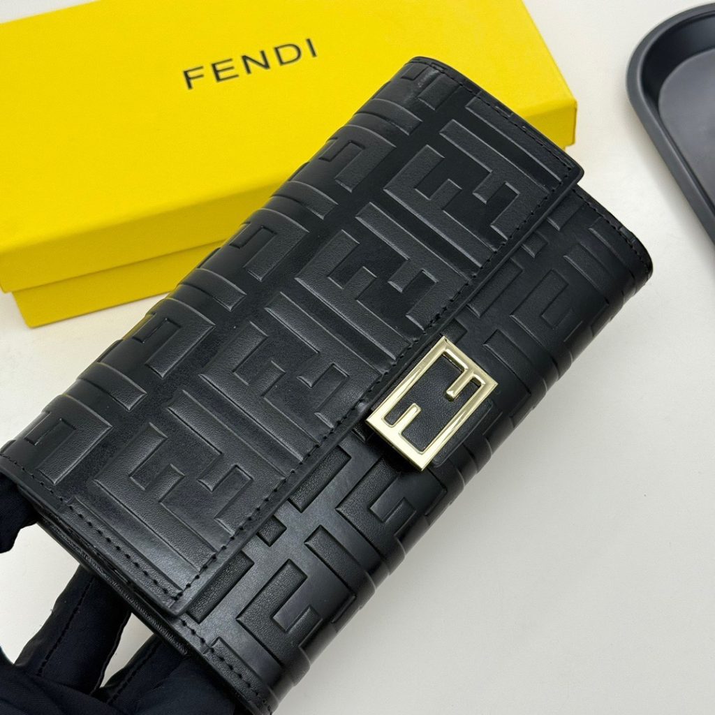 フェンディ コピー 長財布 ファスナー ロゴ柄 黒 ブラック ブラウン グレー 全4色展開 - 画像 5