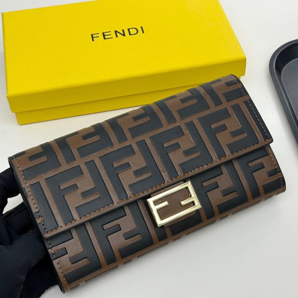 フェンディ ファイブジー長財布 コピー 黒茶 ブラウン 棚に収納可能 レディース - 画像 2