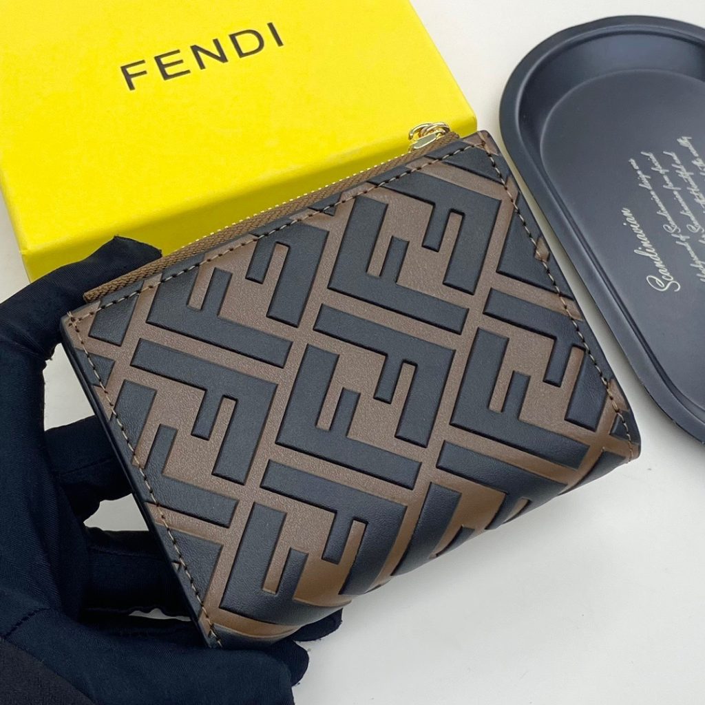 FENDI ミニ財布 コピー 黒棕 大象灰 ショルダーバッグ チェーン付き レディース - 画像 4