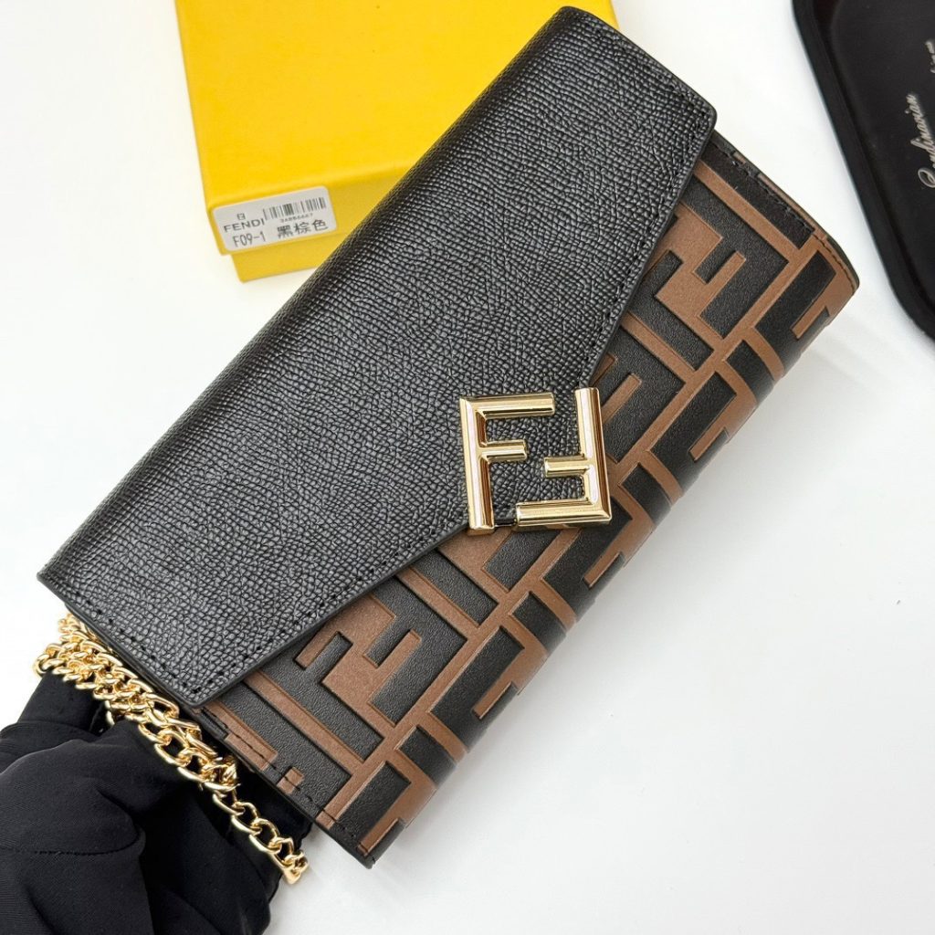 FENDI バッグコピー ミニショルダーバッグ 2WAY 黒棕 - 画像 3