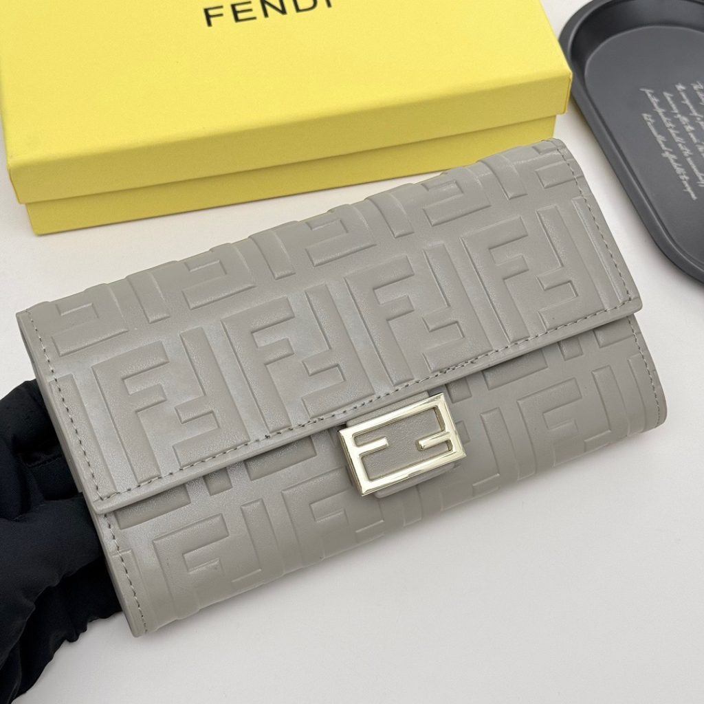 フェンディ コピー 長財布 フェンディ ファスナー式 ミニ財布 ブランドコピー グラデーション ブラウン ブラック グレー 全4色展開 - 画像 3