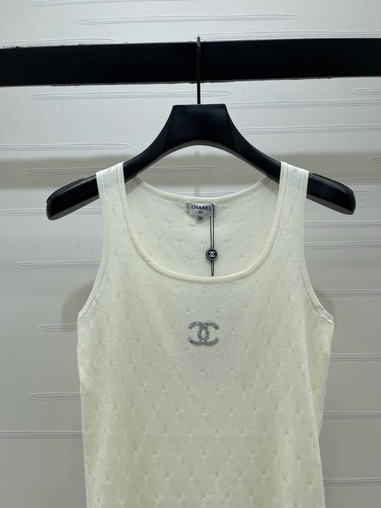 CHANEL ニット タンクトップ コピー 通気性抜群のロゴ入り グレージュ ホワイト ブルー 全3色 - 画像 4