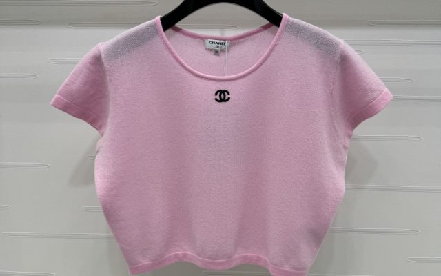 CHANEL ニット Tシャツ コピー ロゴ刺繍 細身シルエット 半袖 ピンク 全3色展開