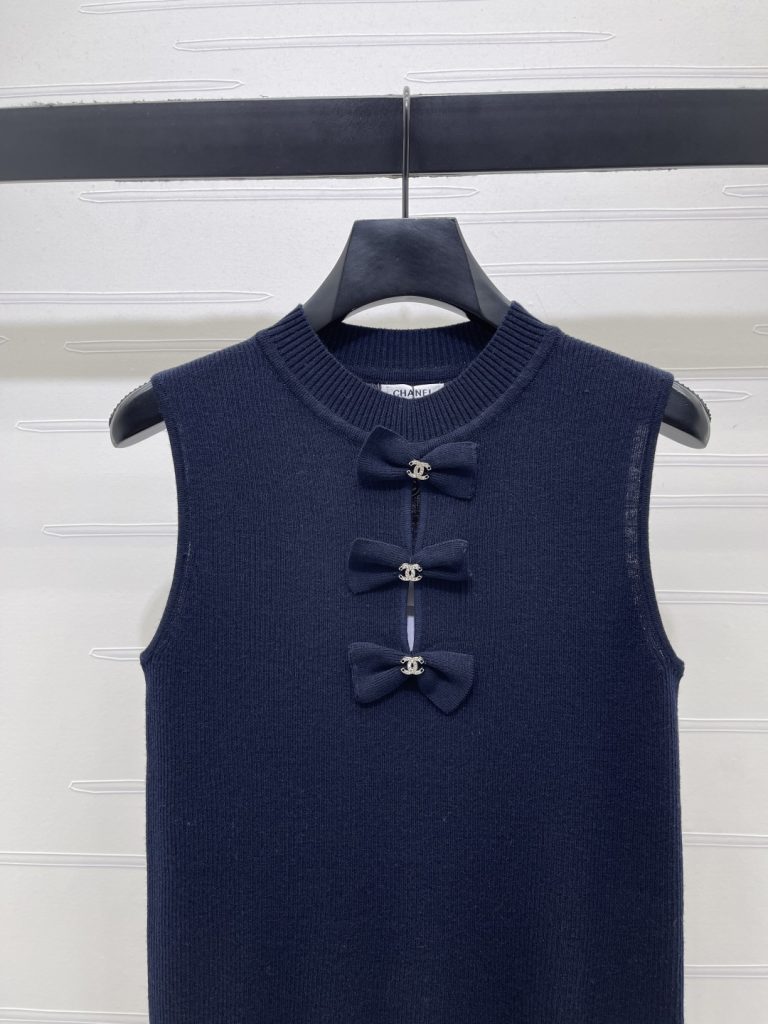 CHANEL コピー ニットベスト フロント立体リボン ロゴ付き レディース 黒 3色展開 - 画像 3