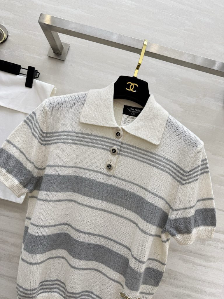 Chanel ニット ポロシャツ コピー striped design 翻领 水钻ロゴ ショートスリーブ グレー ホワイト - 画像 2