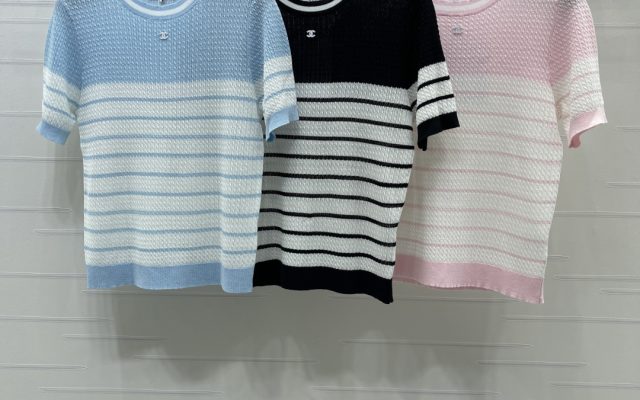 CHANEL コピー ニット Tシャツ 撞色ストライプ 短袖 ロゴ プリント 3色展開