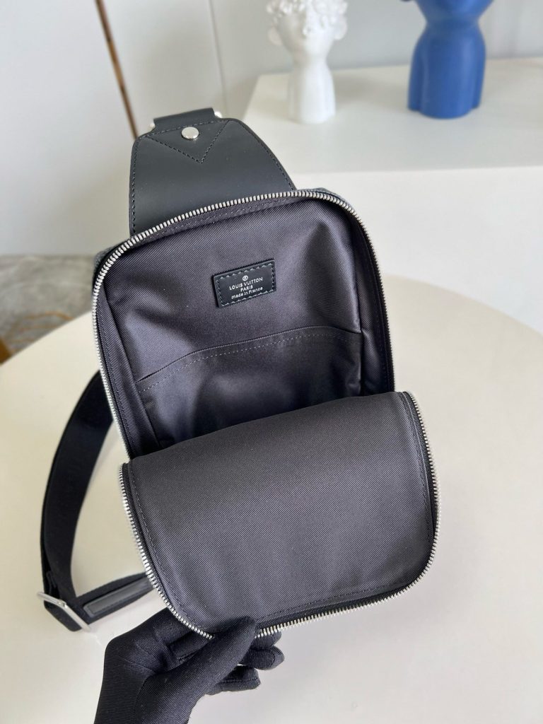 LOUIS VUITTON　ルイ ヴィトン　アヴェニュー スリングバッグ　ダミエ　メンズバッグ　アニマル柄　ブラック　送料込み - 画像 5