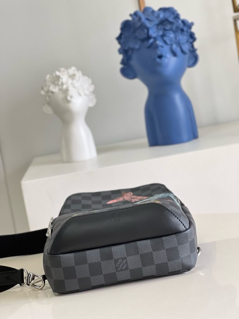 LOUIS VUITTON　ルイ ヴィトン　アヴェニュー スリングバッグ　ダミエ　メンズバッグ　アニマル柄　ブラック　送料込み - 画像 3