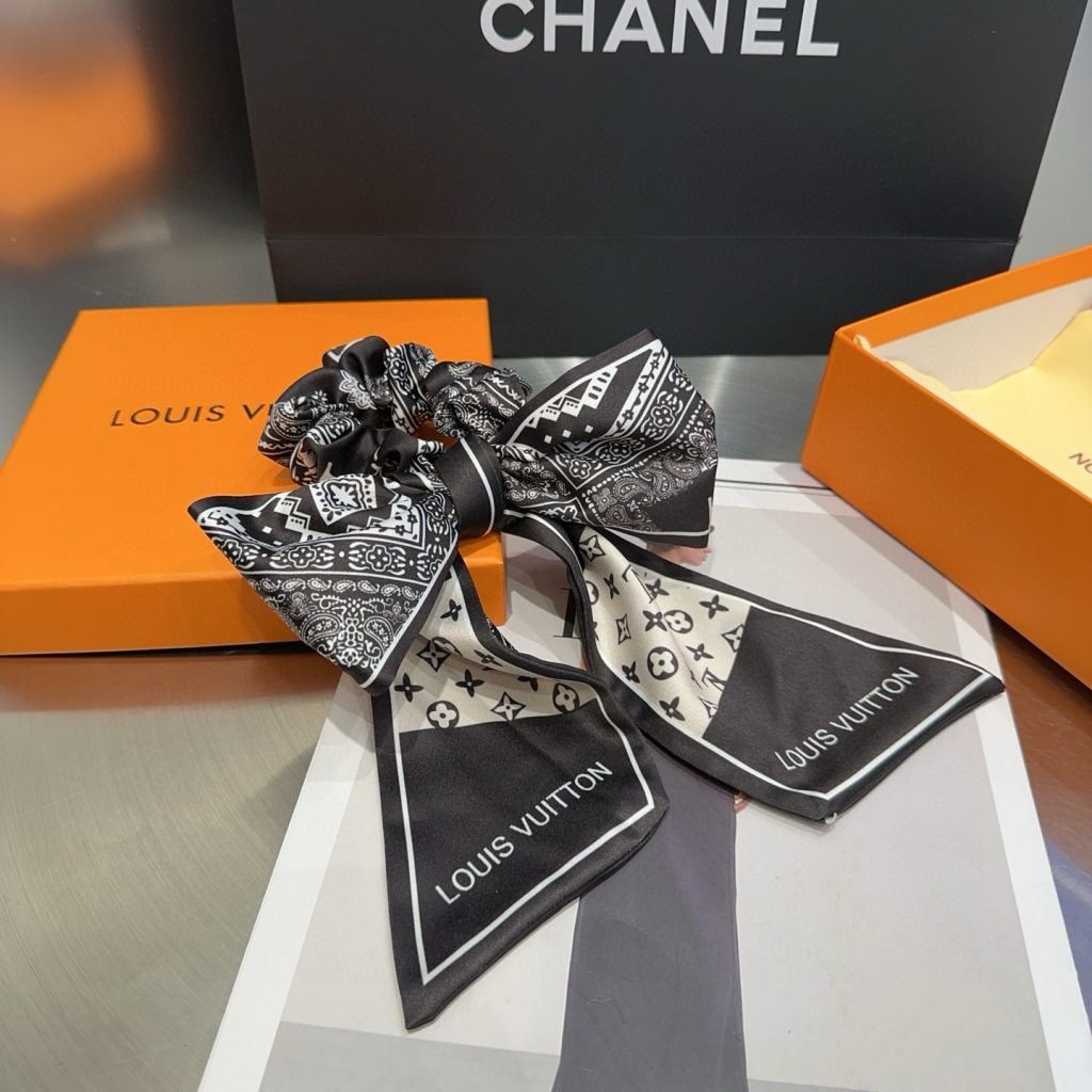 LOUIS VUITTON ルイ ヴィトン シュシュ モノグラム ファッション シルク スカーフ付きシュシュ まとめ髪 - 画像 3