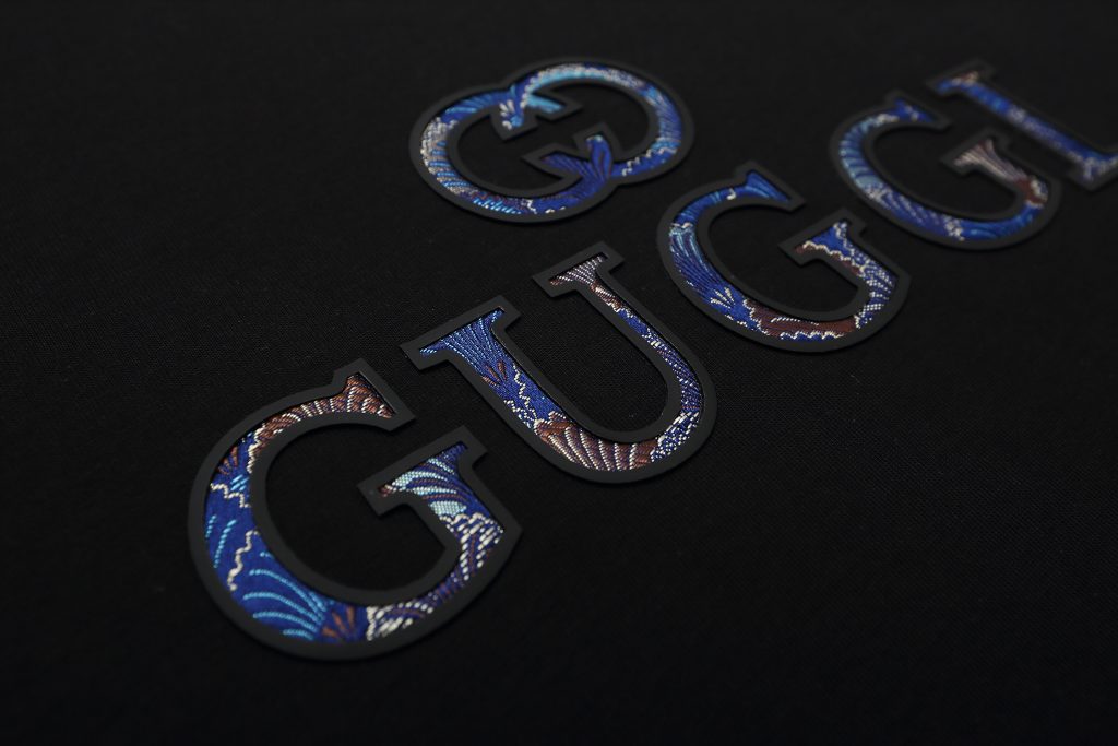 グッチ　GUCCI　Tshirt　シリコンプリント　カラフル刺繍　クルーネックTシャツ　コットン100％　シャツ　男女兼用　半袖Tシャツ - 画像 6