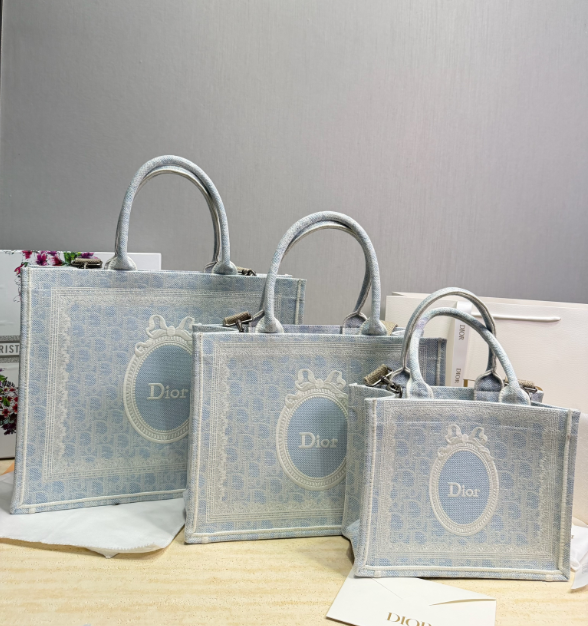 Dior モノグラムショルダーバッグ｜長く使う時の週末スタイル - 商品画像 5